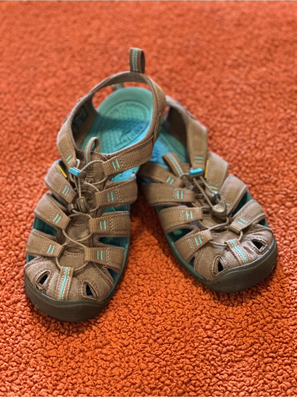 KEENS Women’s Newport sandals